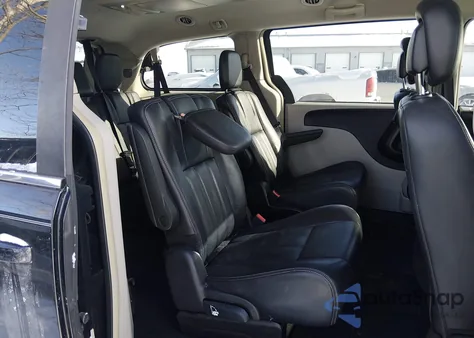 2016 Chrysler Town & Country Touring from USA, damaged, VIN 2C4RC1BG5GR290900